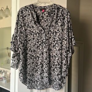 Vince Camuto blouse